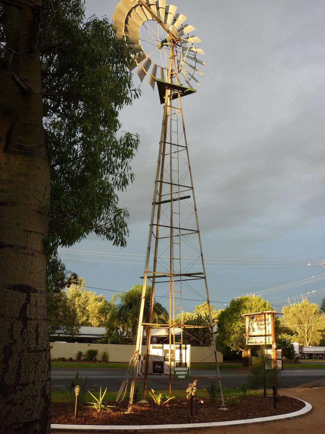 Roma Aussie Tourist Park Μοτέλ Εξωτερικό φωτογραφία