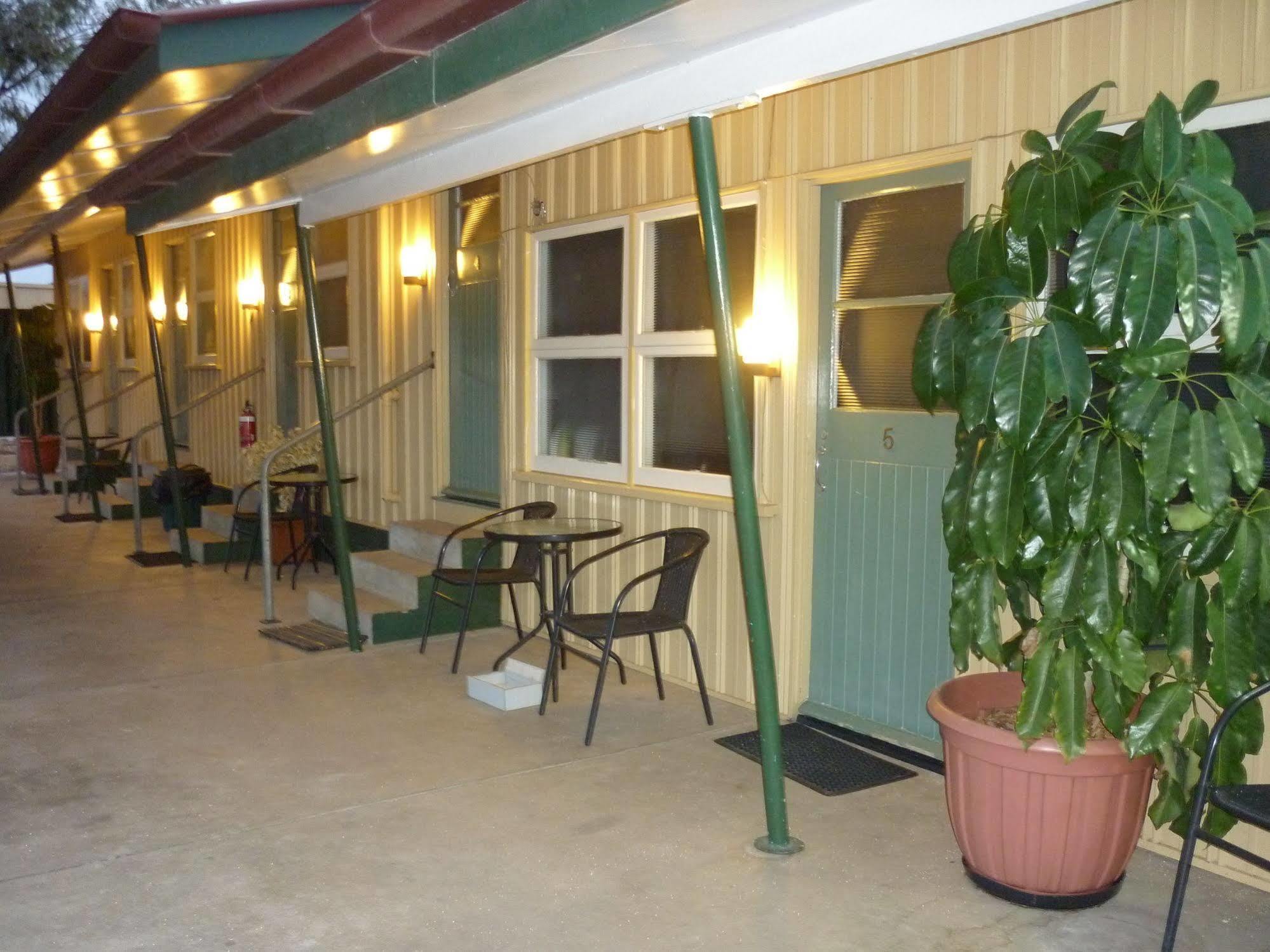 Roma Aussie Tourist Park Μοτέλ Εξωτερικό φωτογραφία